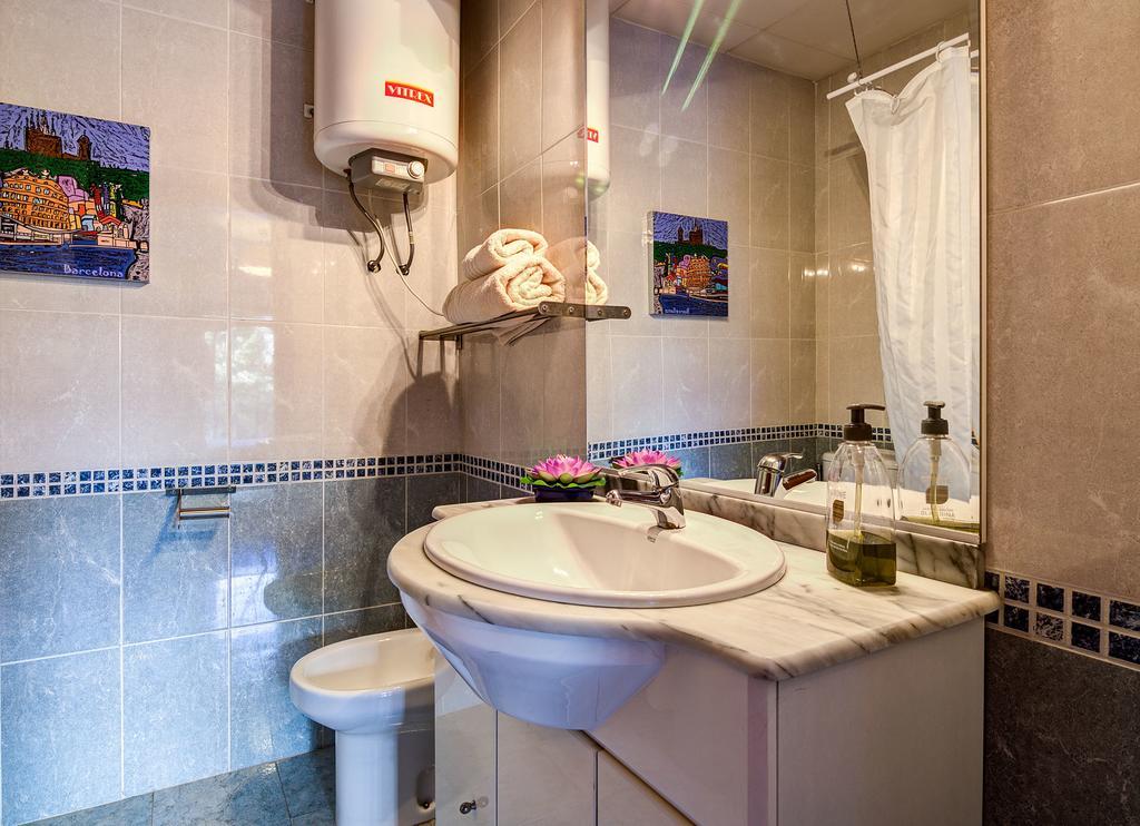 Valencia Suite Archsenseapartments Барселона Экстерьер фото