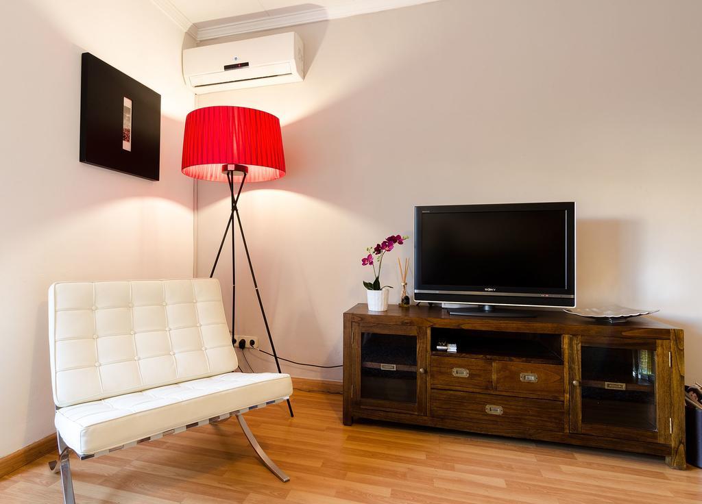 Valencia Suite Archsenseapartments Барселона Экстерьер фото