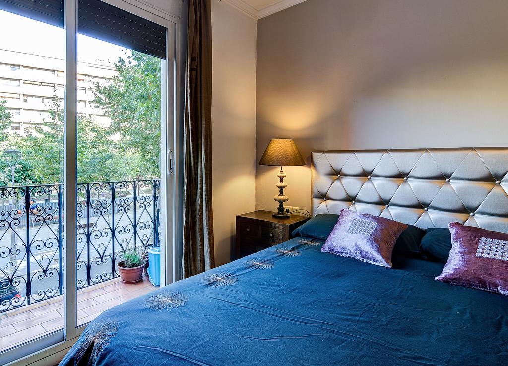 Valencia Suite Archsenseapartments Барселона Экстерьер фото